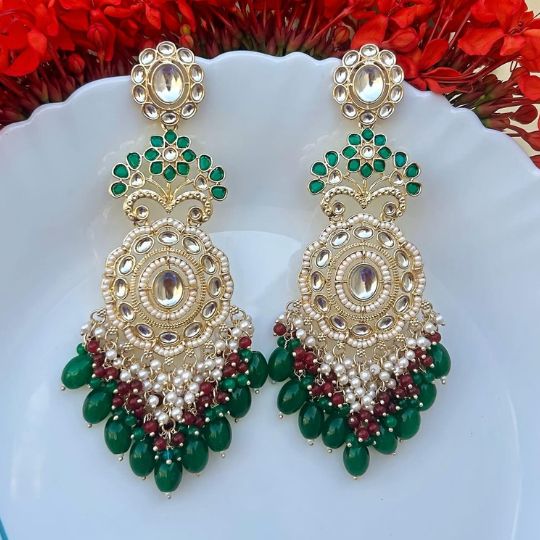 Haani Green Chandbalis