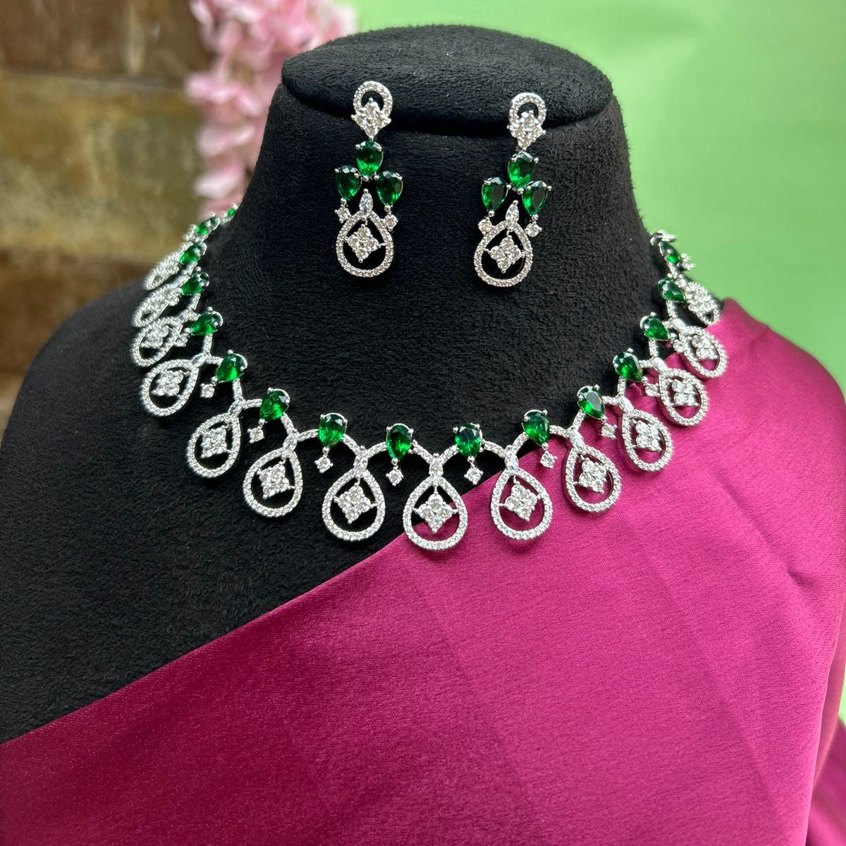 Linda Emerald Green CZ Designer Neckalce Set