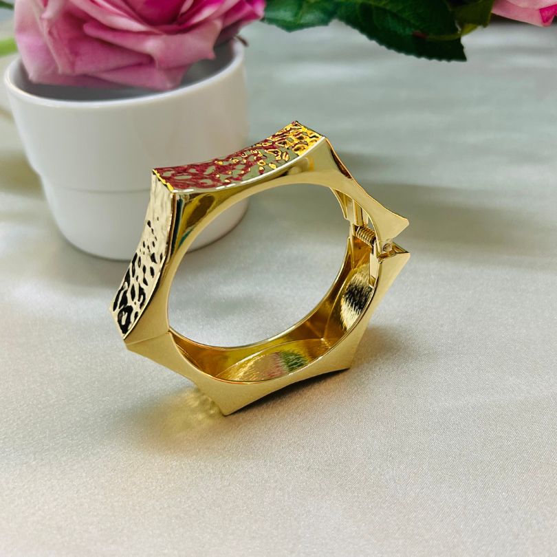 Hexagon Rough Narrow Golden Openable Kada/Cuff