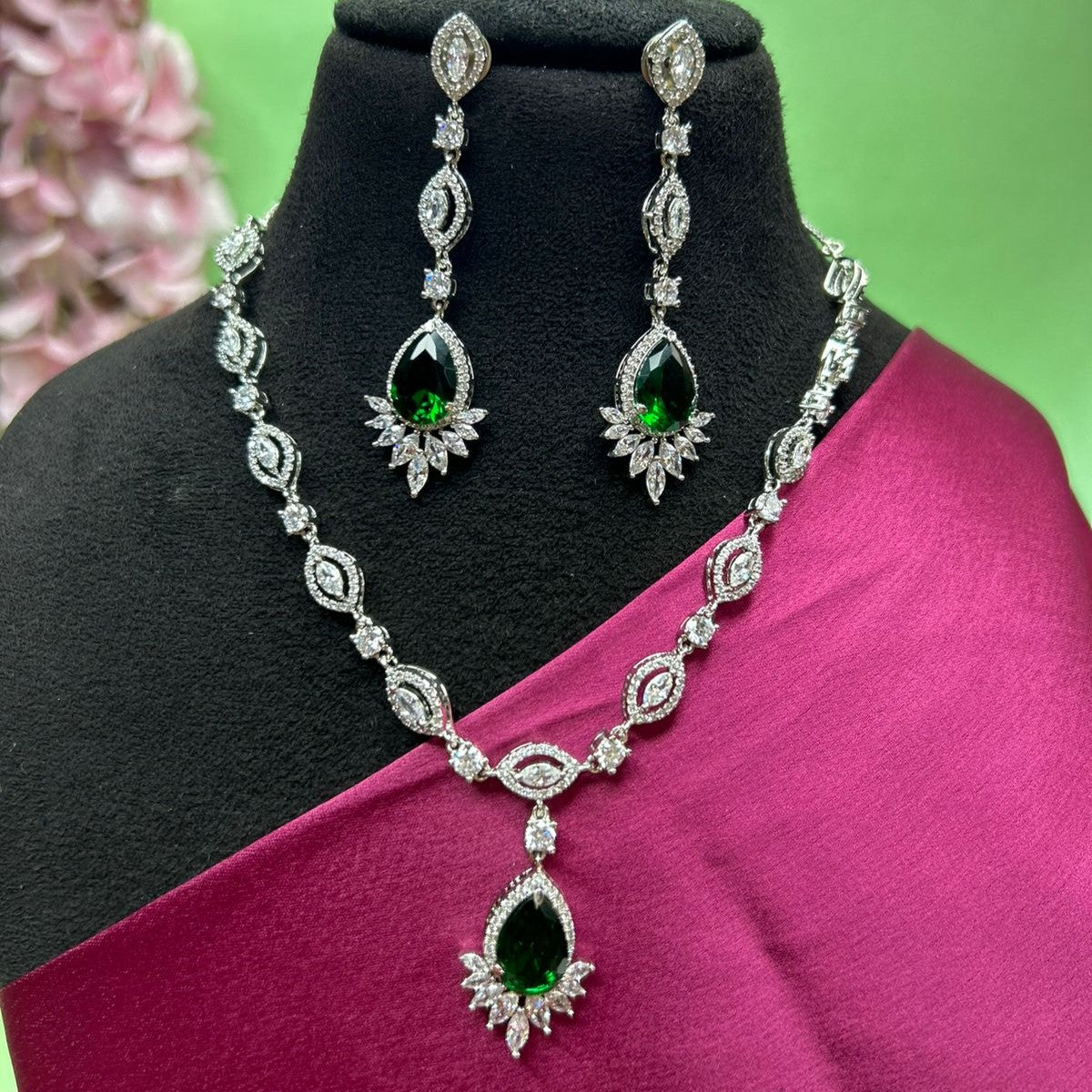 Vida CZ Emerald Green  Designer Neckalce Set