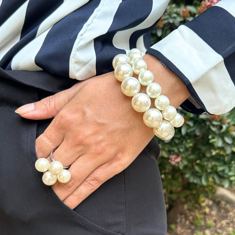 Chic Pearl Ball Statement Bracelet - Medium