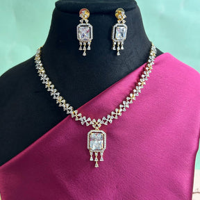 Sqaure Pendant Necklace Set