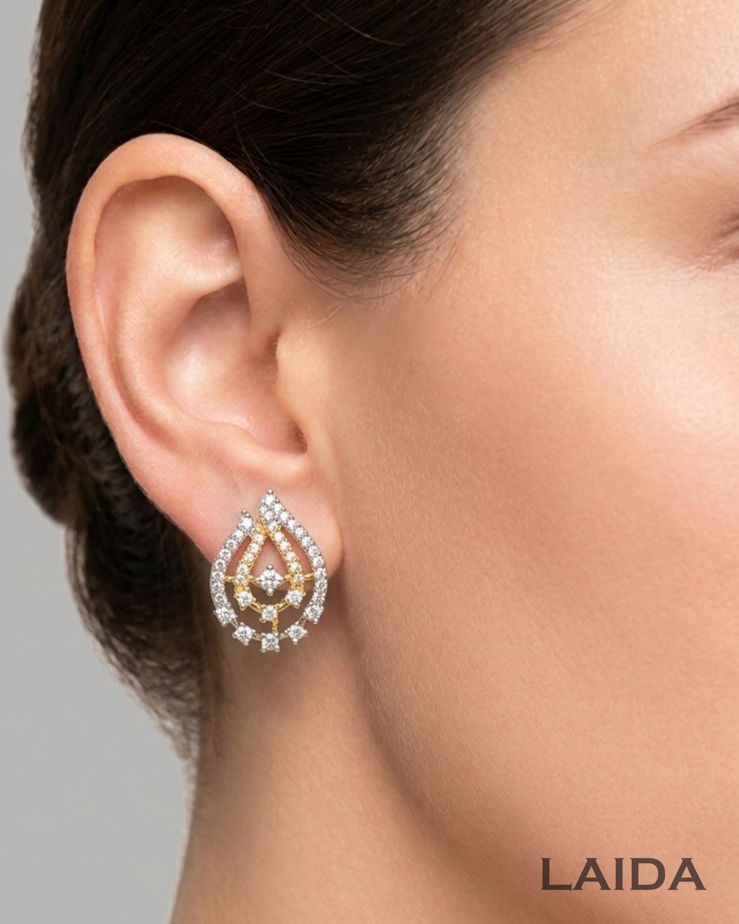 Kaya 18K Gold Plated American Diamond Pendant Set