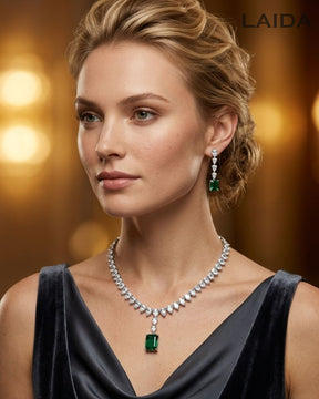 Silas Green Pendant Teardrop AD Necklace