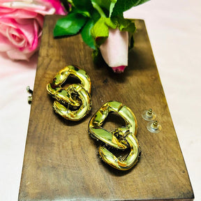 Bling Blogger Black And Golden Entangled Statement Earrings