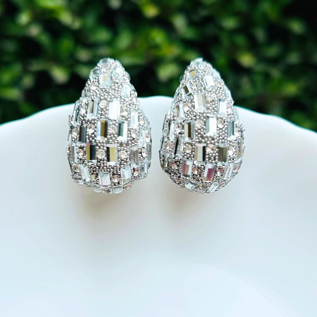 Bling Blogger  Silver Tear Drop Earrings