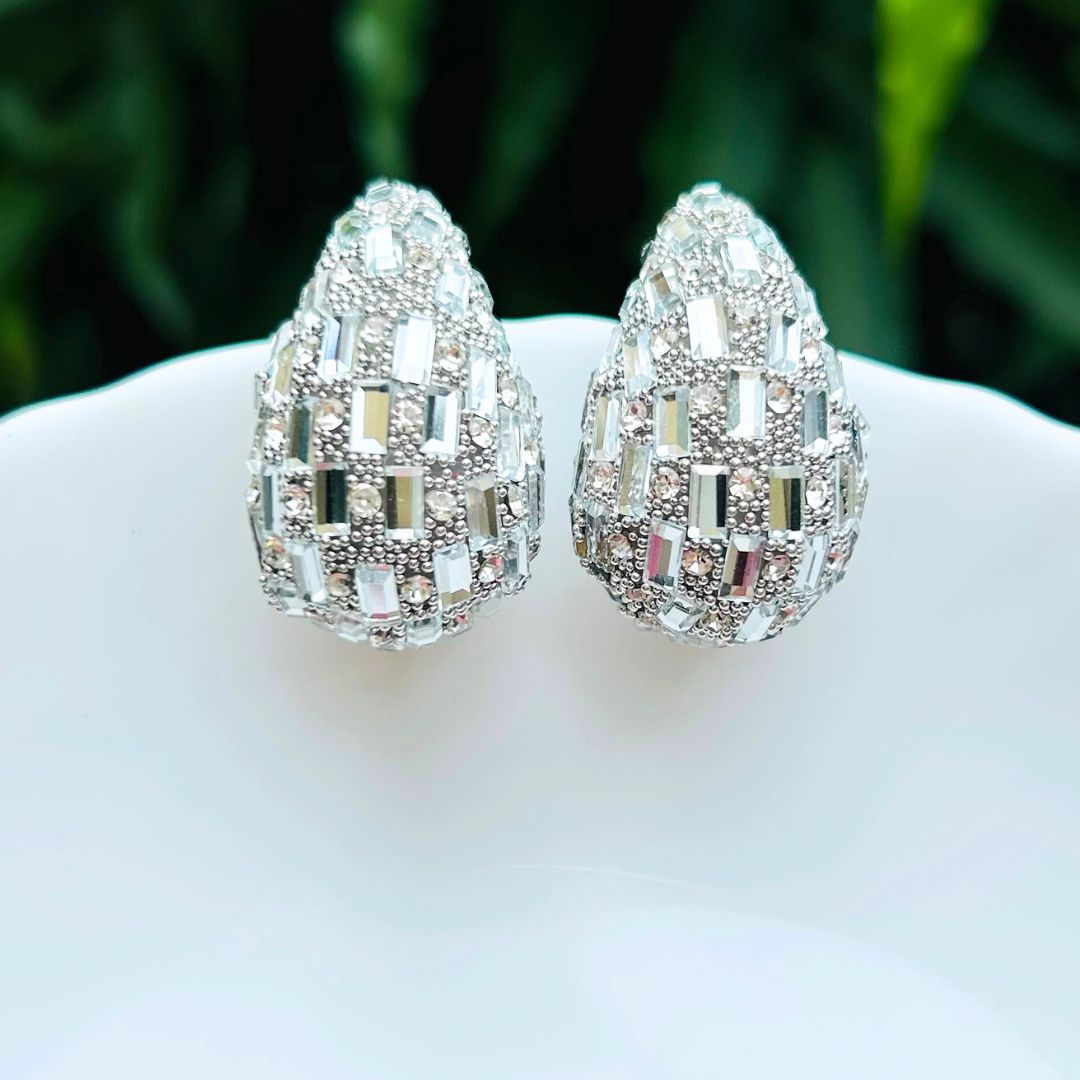 Bling Blogger  Silver Tear Drop Earrings