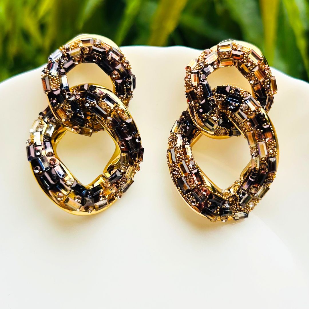 Bling Blogger Black And Golden Entangled Statement Earrings