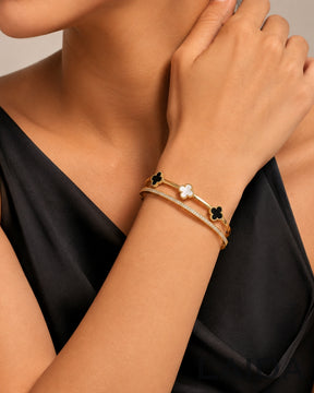 Trio Clover Golden Bracelet