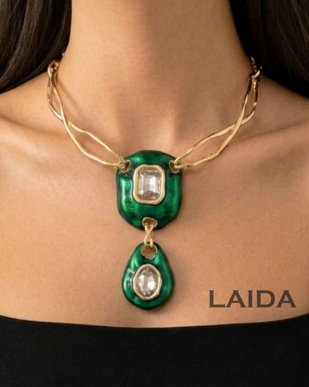 Vintage Retro Emerald Green Necklace