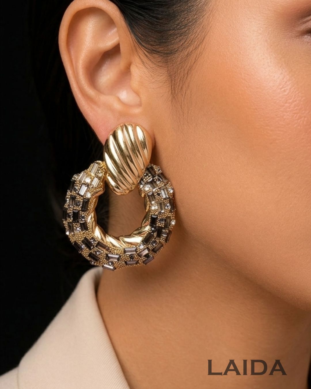 Bling Blogger Black Golden Drop Earrings