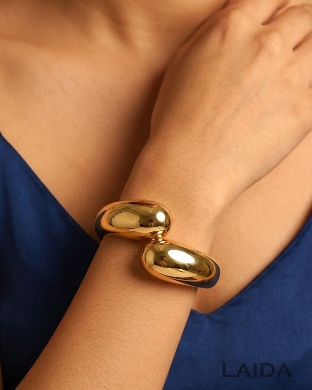 Golden Shiny Bold Openable Kada/Handcuff