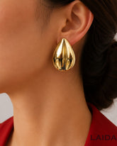 Metallic Oversized Leaf Earring