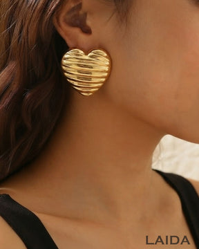 Round Heart Stud Earring