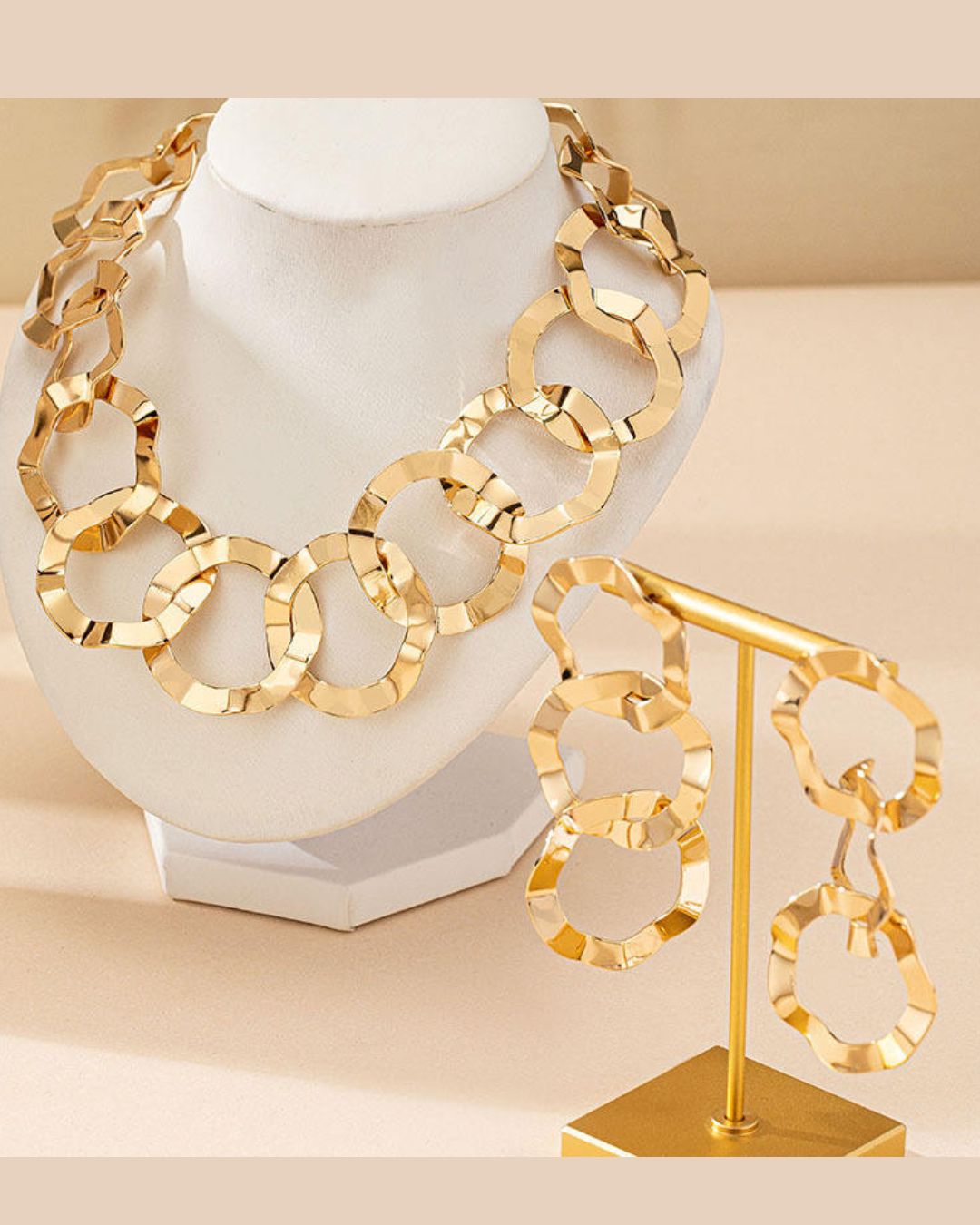Golden Geometric Circle Statement Necklace With Earrings