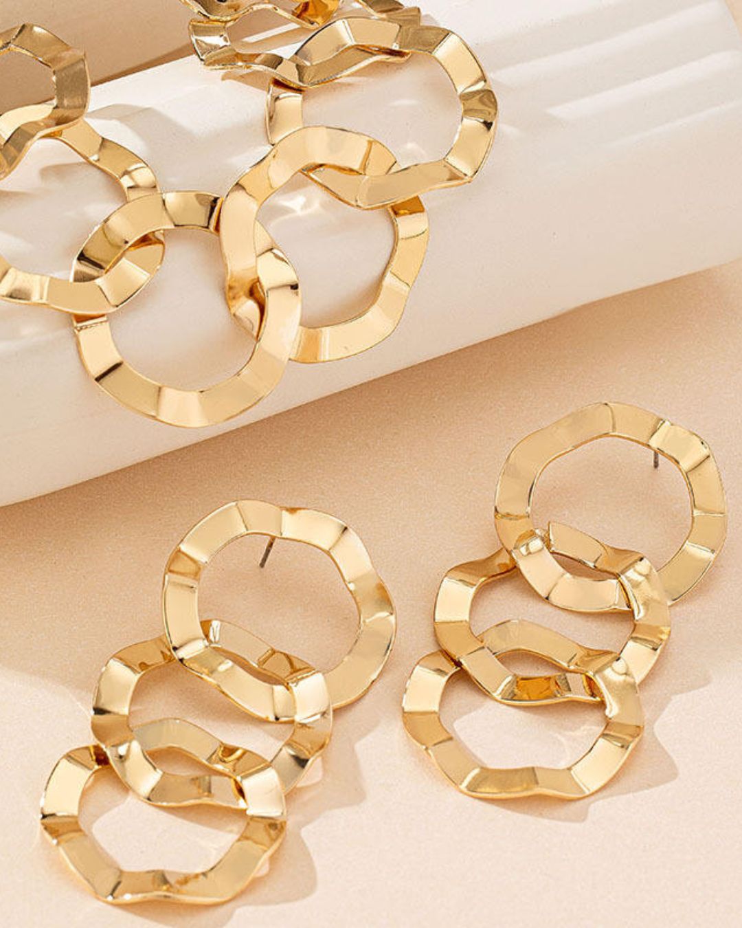 Golden Geometric Circle Statement Necklace With Earrings