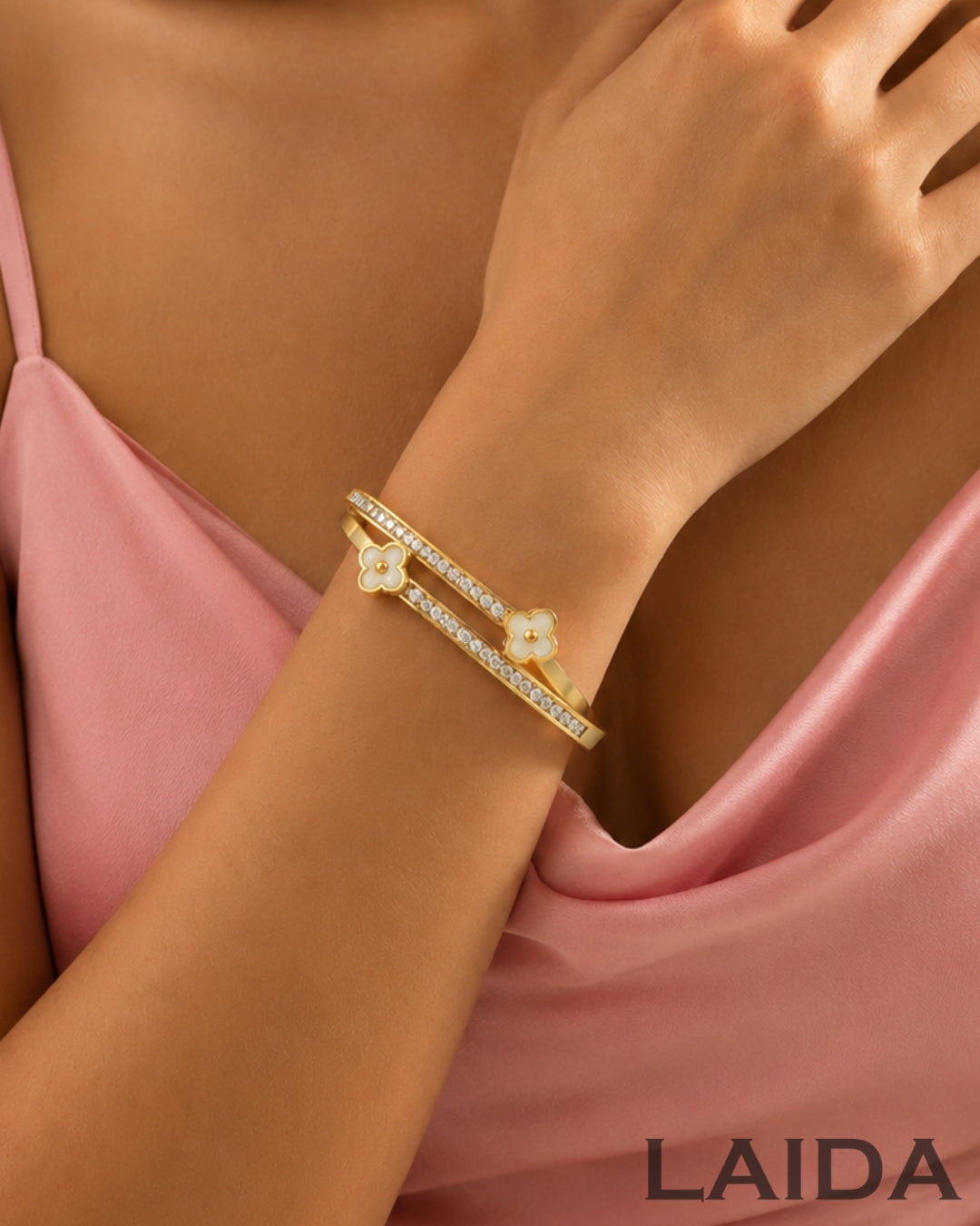 Golden White Clover Crystal Bracelet