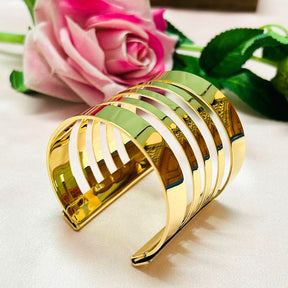 Golden Metalic Statement Handcuff