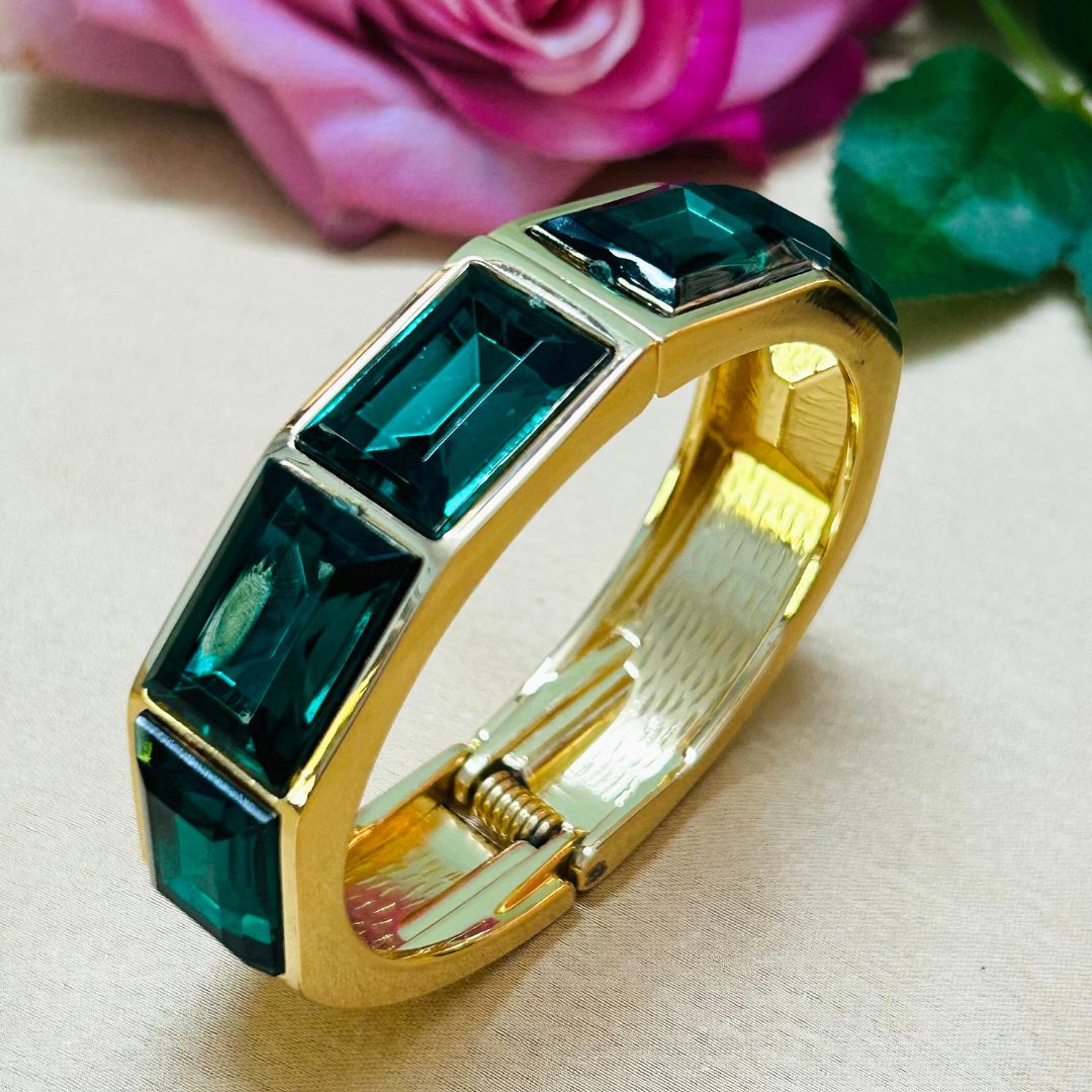 Emerald Green Rhinestone Openable Bracelet