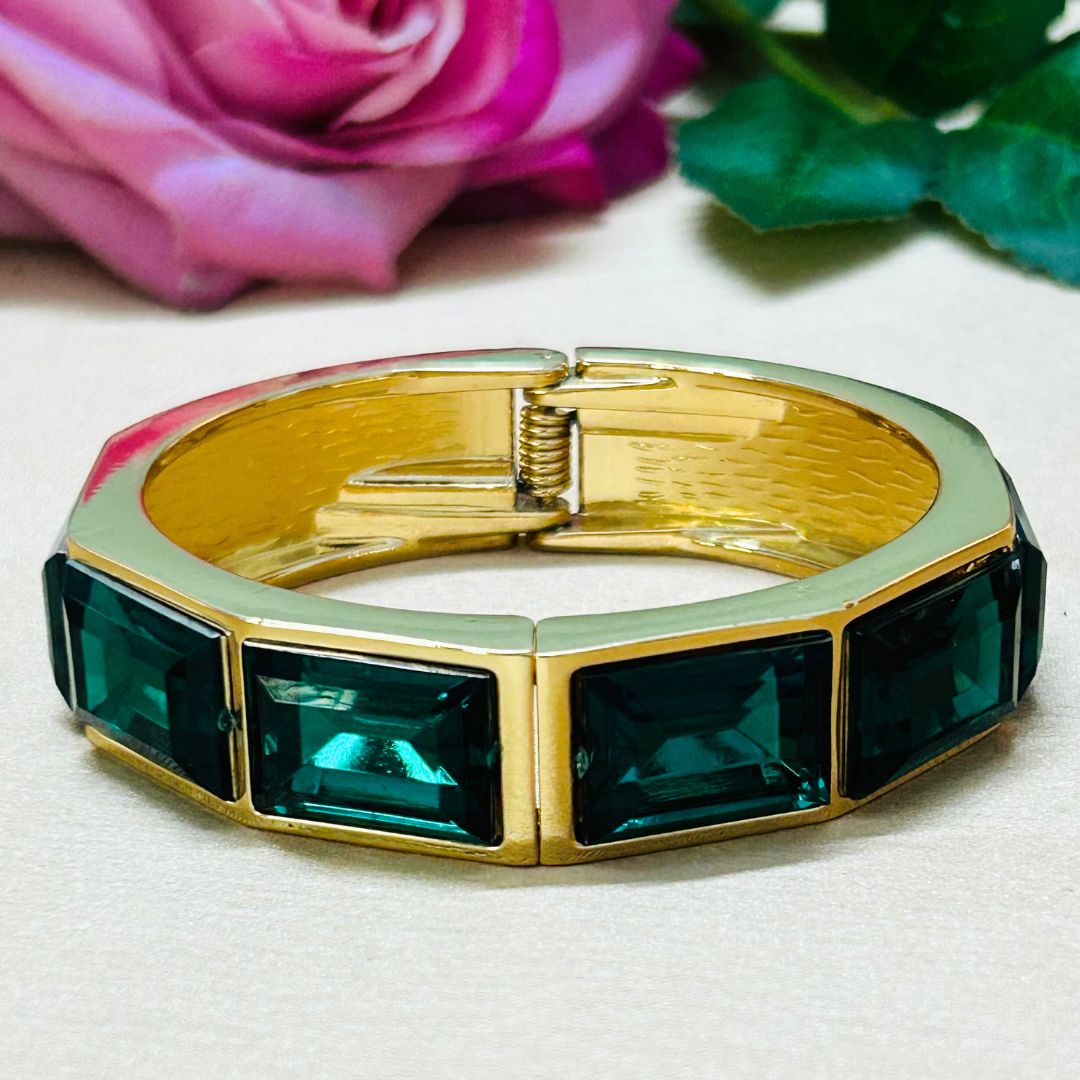 Emerald Green Rhinestone Openable Bracelet
