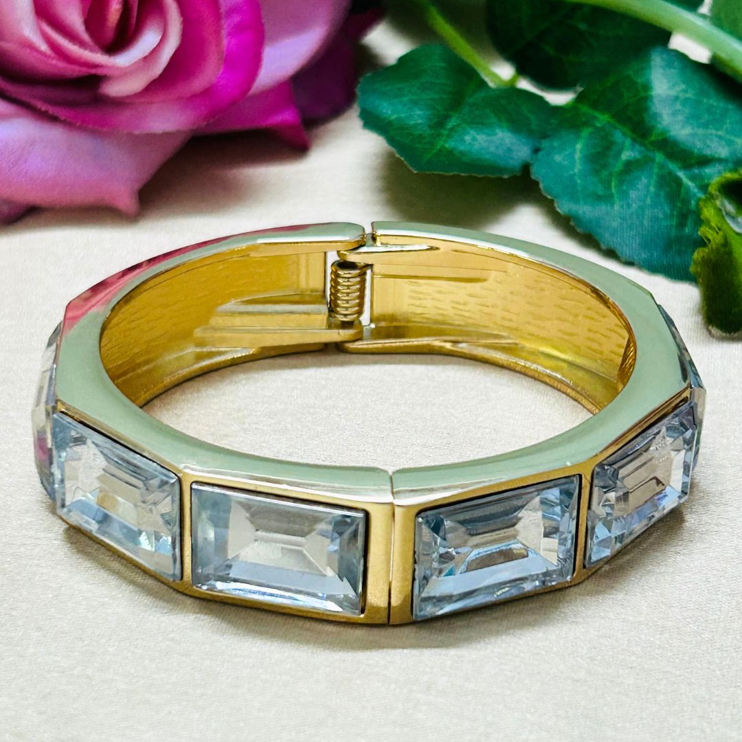 Silver Rhinestone Openable Bracelet