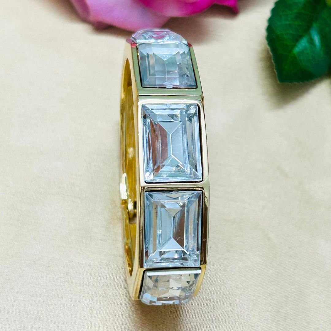 Silver Rhinestone Openable Bracelet