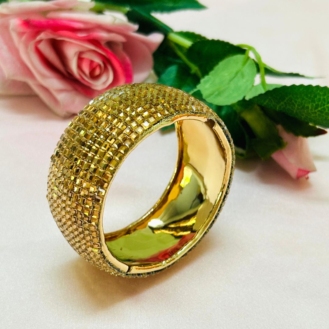 Bling Blogger Rust Golden Handcuff