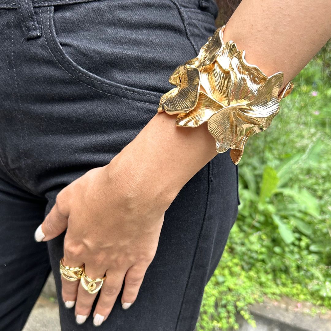 Golden Petal Crown Kada / Handcuff