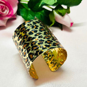 Animal Print Structured Broad Handcuff