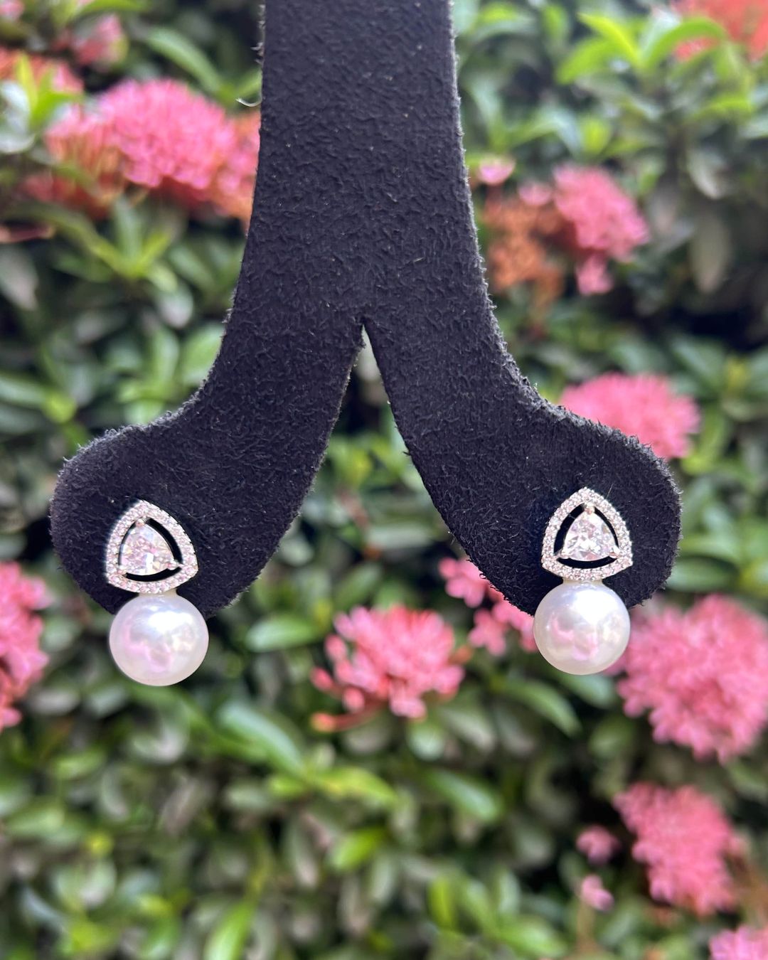 Zoya Pearl American Diamond Stud Earring