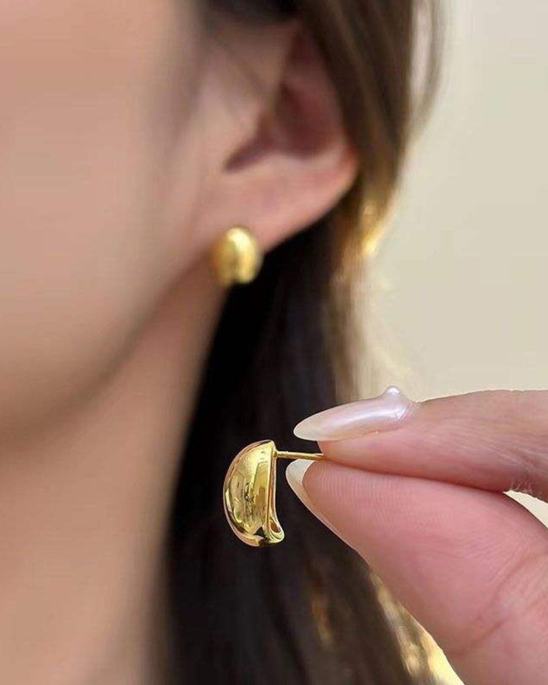 Golden Oval Stud Earrings Small