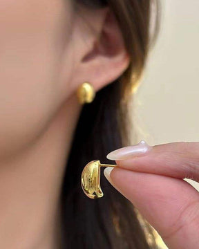Golden Oval Stud Earrings Small