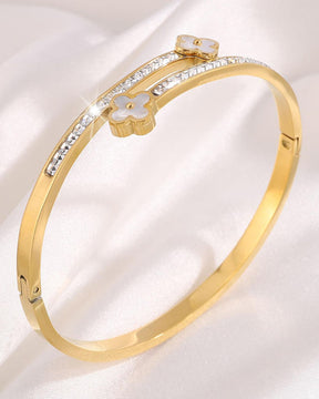 Golden White Clover Crystal Bracelet