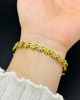 Golden Floral Daisy Bangle Bracelet