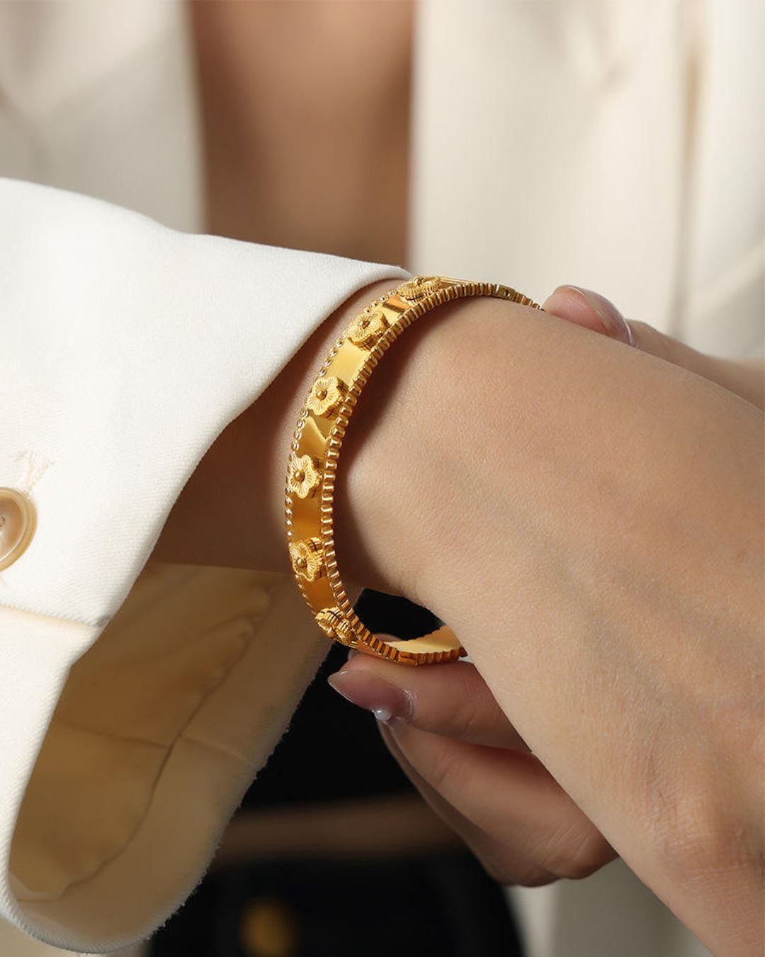 Golden Clover Bangle Bracelet