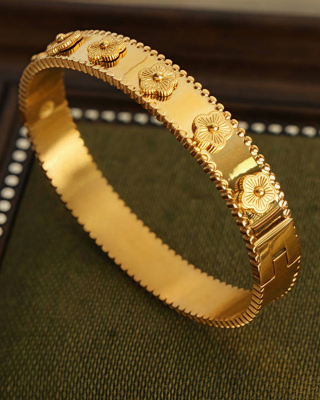 Golden Clover Bangle Bracelet