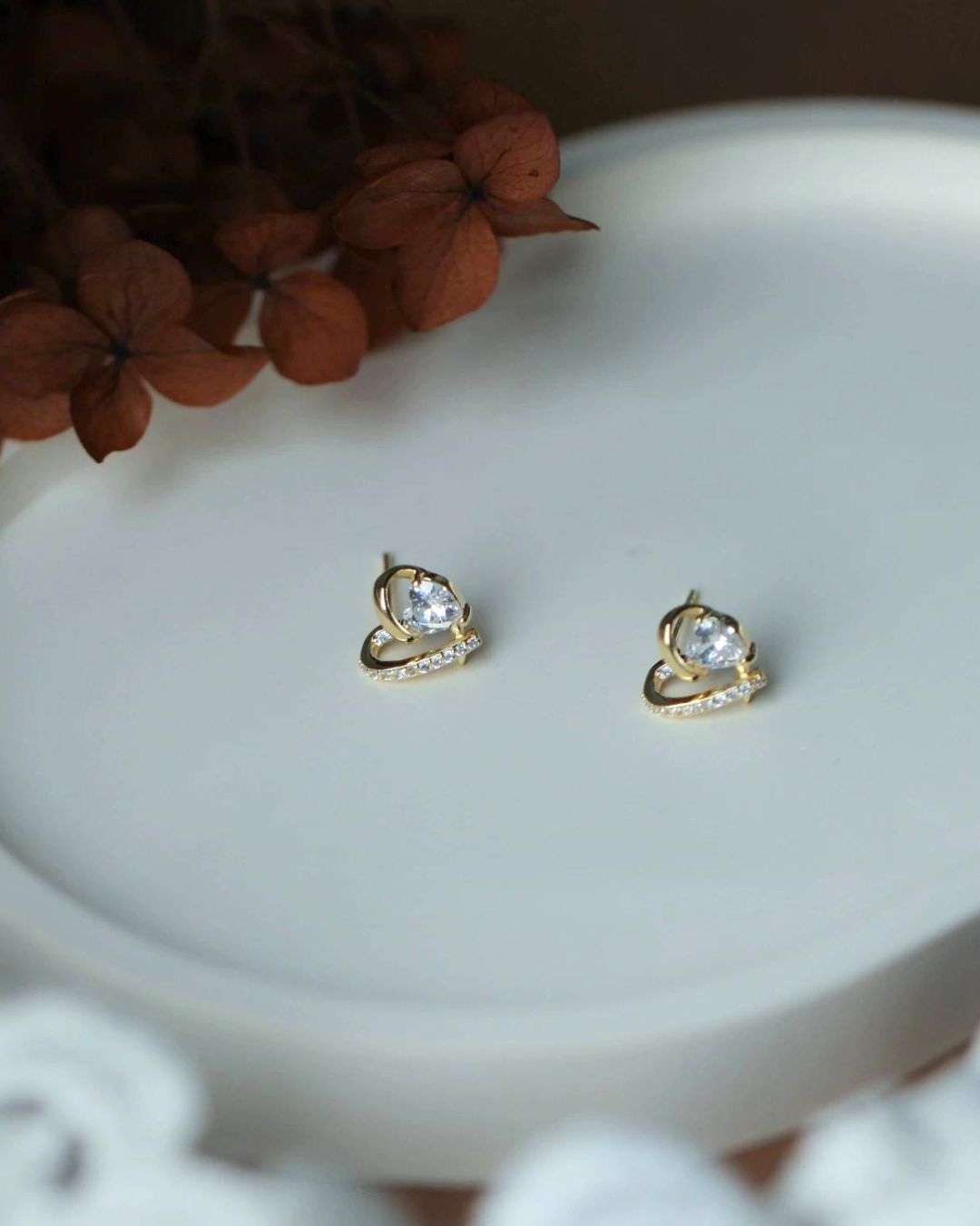 Twisted Golden Heart American Diamond Stud Earring