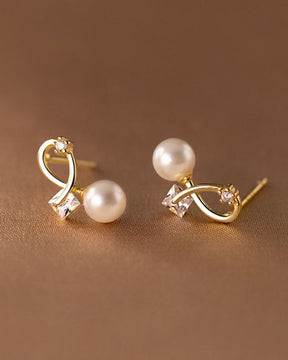 Vintage Knot Line Pearl American Diamond Stud Earring