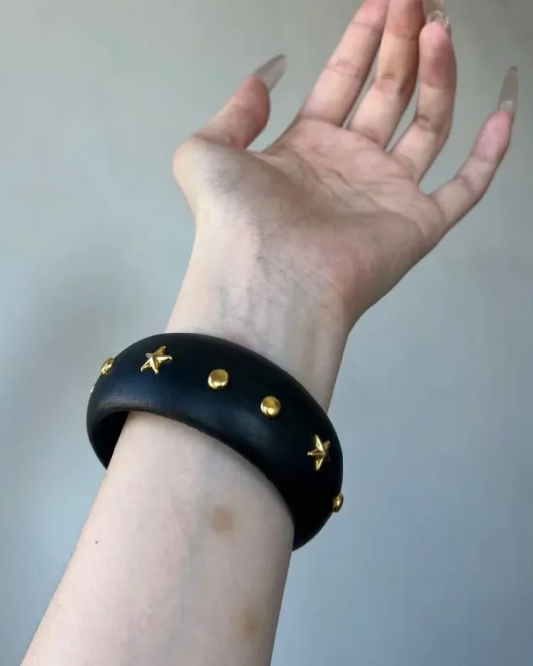 Black Wooden Star Alloy Bracelet