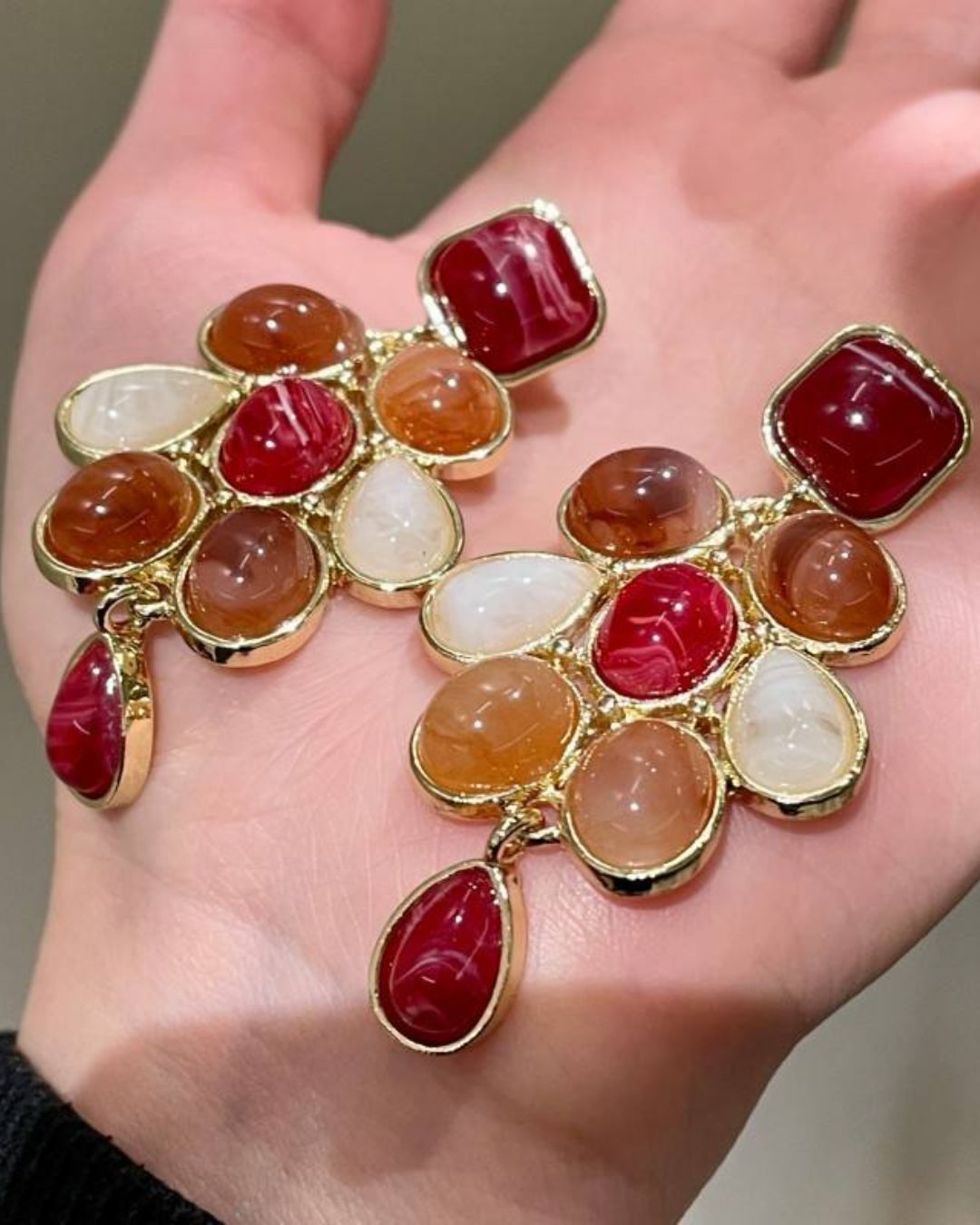 Minimalist Geometric Oval Resin Drop Earrings