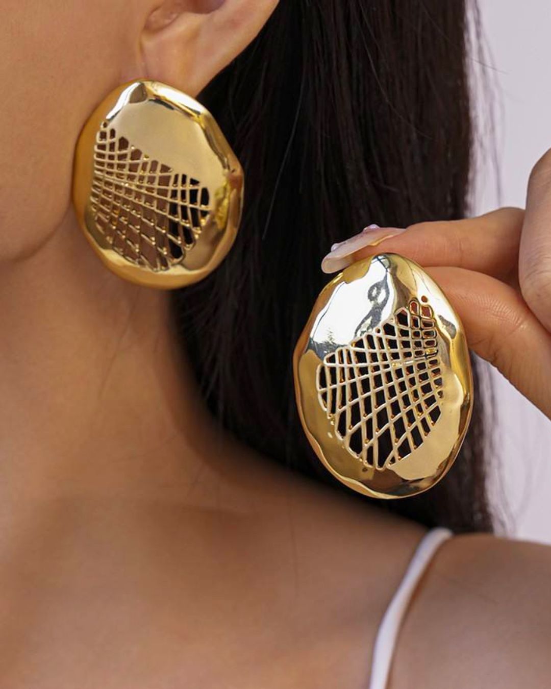 Golden Oval Cross Border Drop Earrings