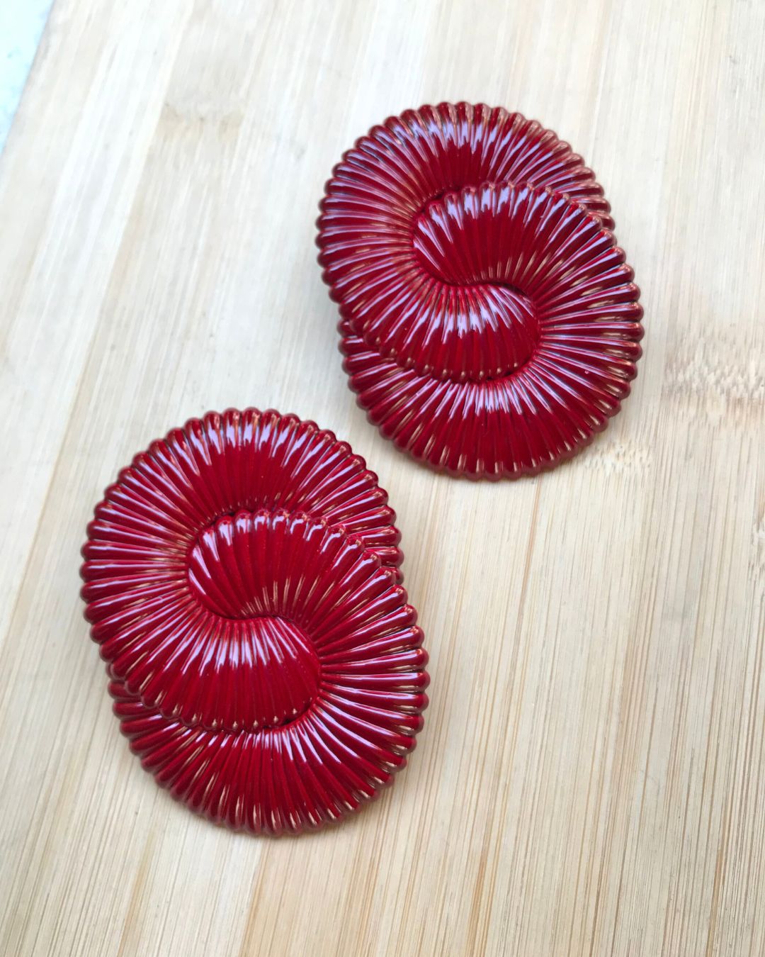 Maroon Twisted Ripple Drop Earrings