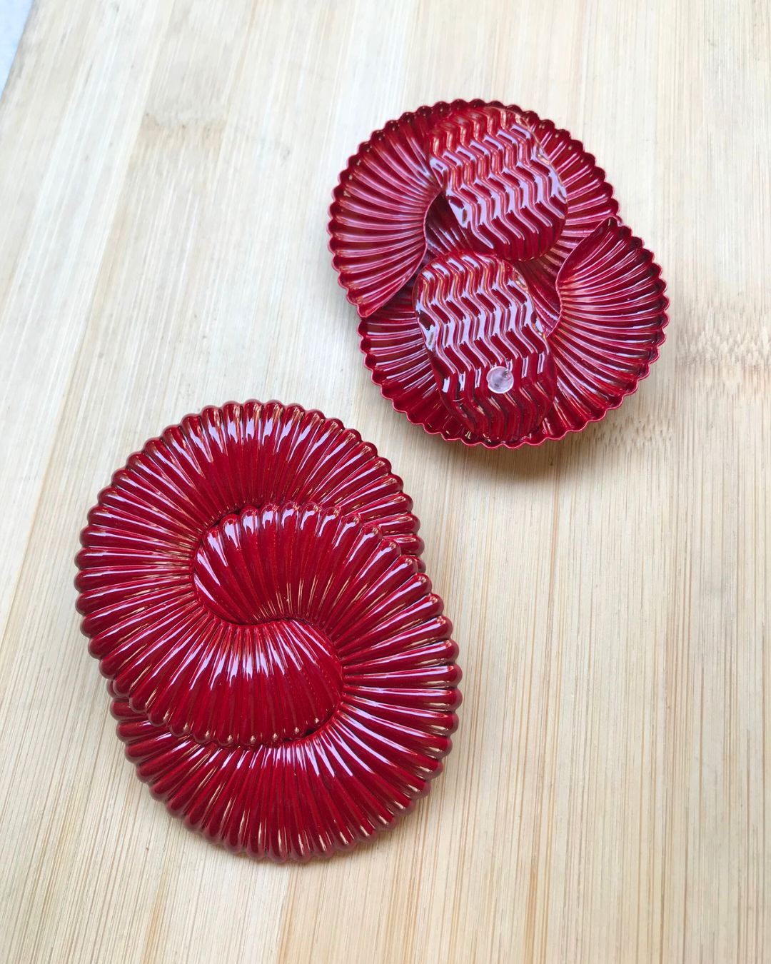 Maroon Twisted Ripple Drop Earrings