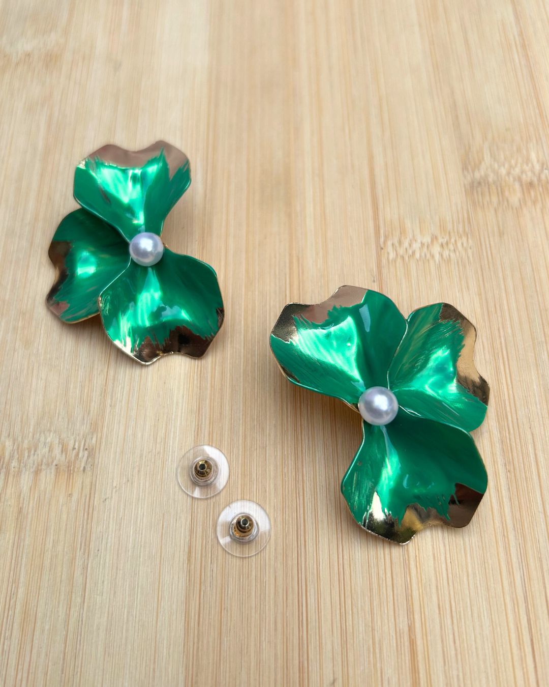 Green Flora Pearl Stud Earrings