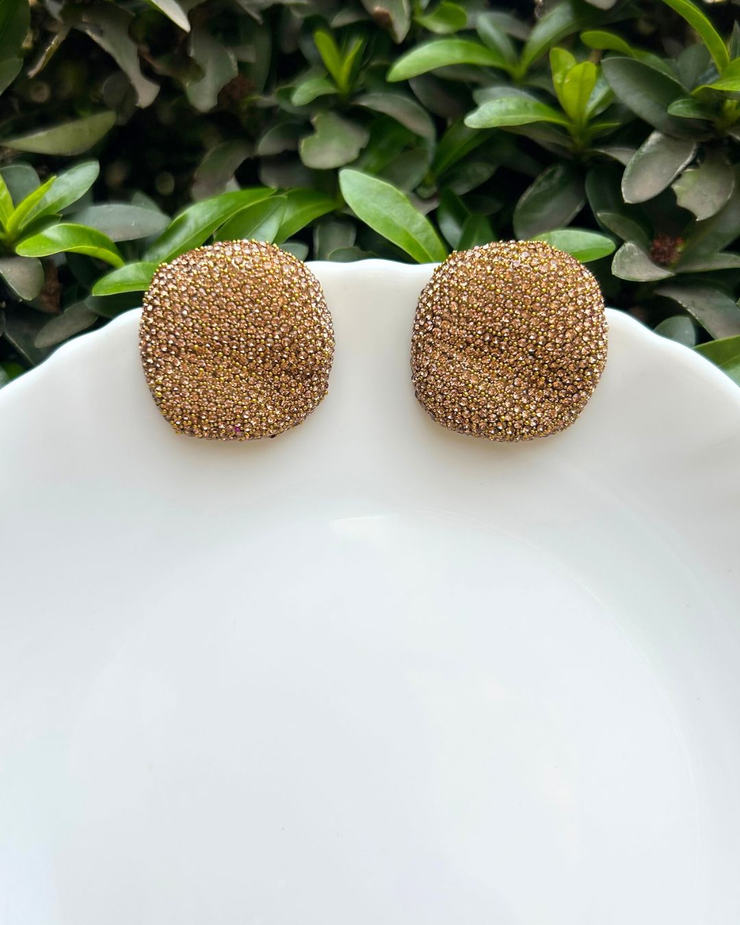 Bling Blogger Golden Stud Earrings - Small
