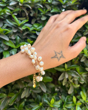 White Moon Pearl Bracelet