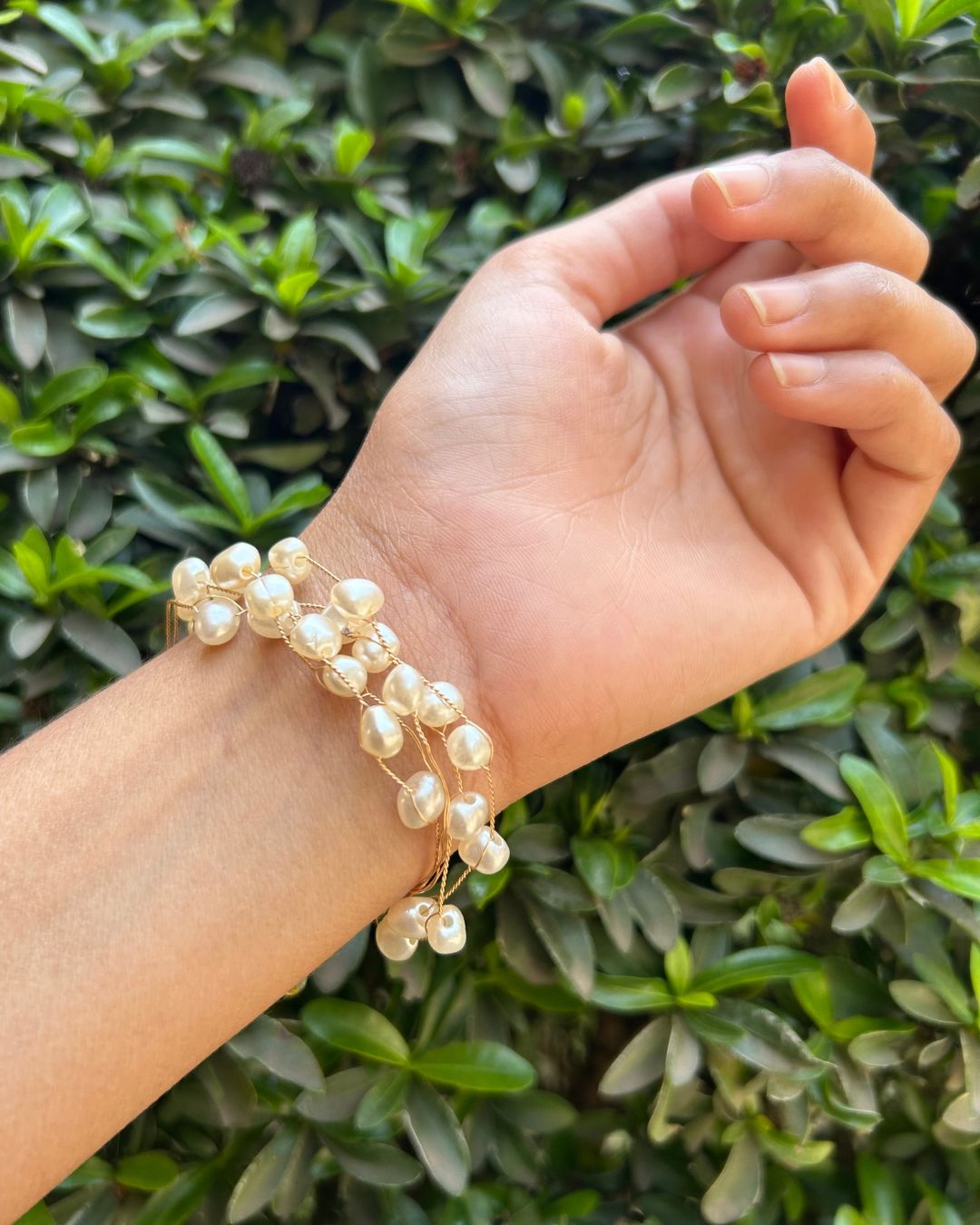 White Moon Pearl Bracelet