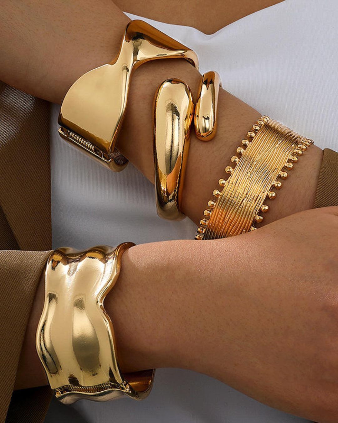 Golden Shiny Wave Kada/Handcuff