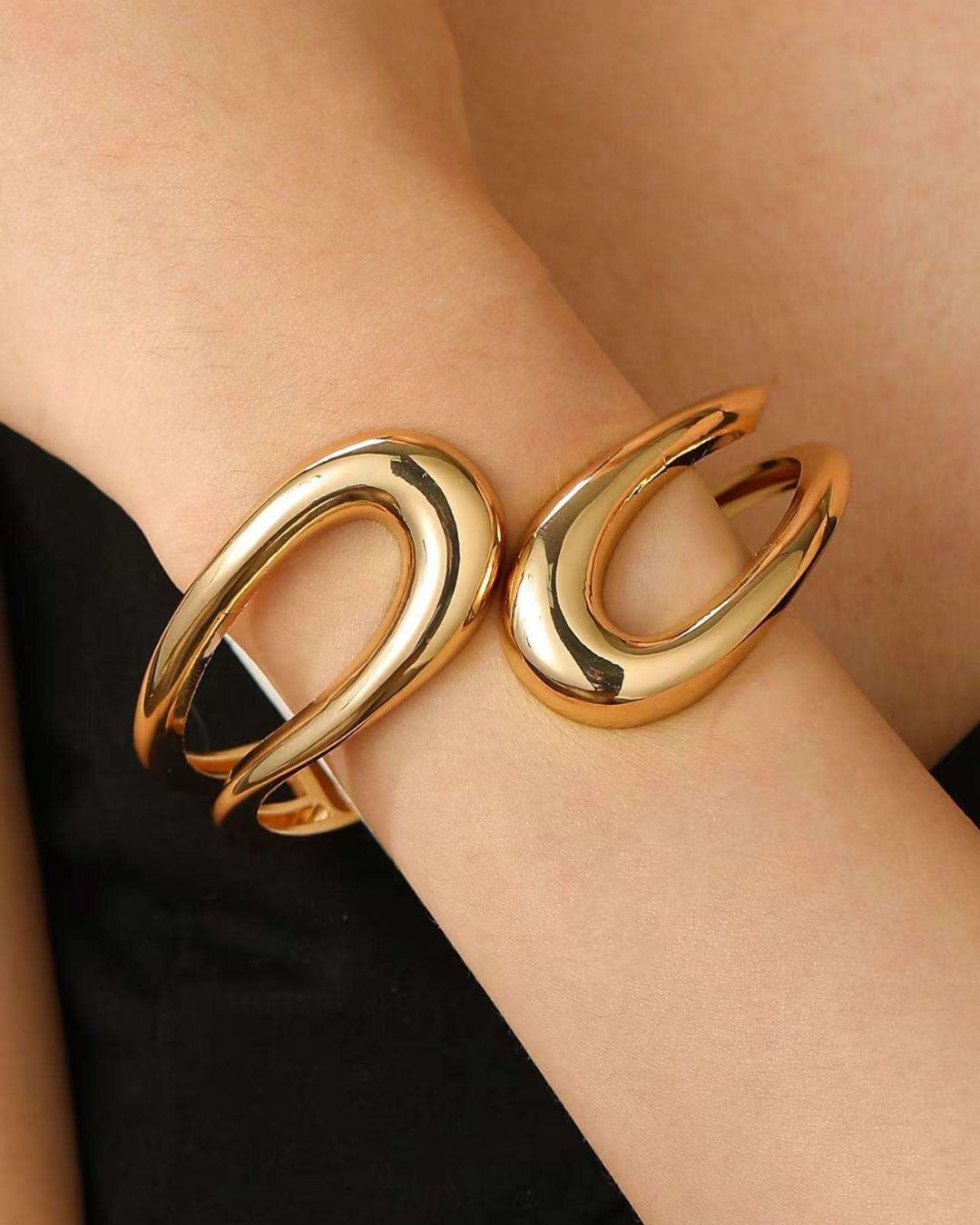 Golden Shiny Openable Kada/Cuff