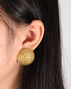 Round Metallic Stud Earring